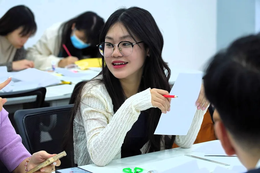 Vui với bài vừa làm