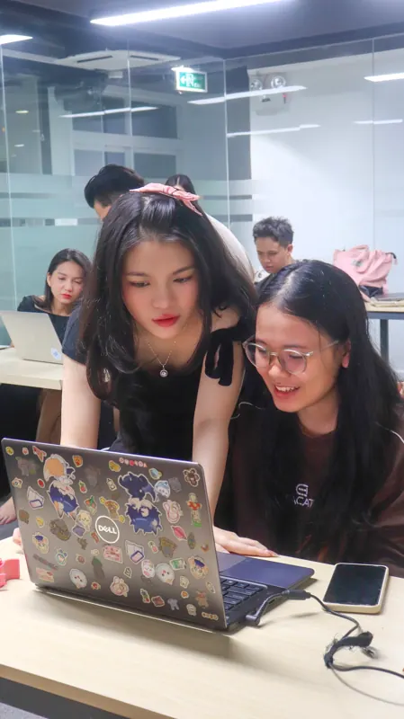 Làm bài cùng bạn
