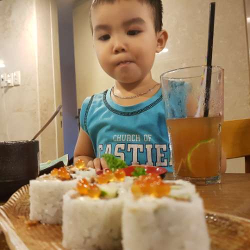 Bắp đi cắt tóc