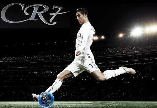 Idol CR7 Sút bay trái đất :)))))))))))))