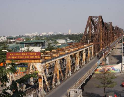 Cầu Long Biên