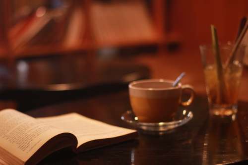 Milk tea and the table