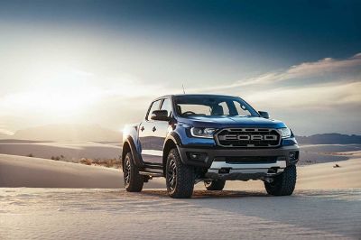 Lộ diện xe Ford Everest 7 chỗ 2023 cập bến lô hàng đầu tiên tại Việt Nam