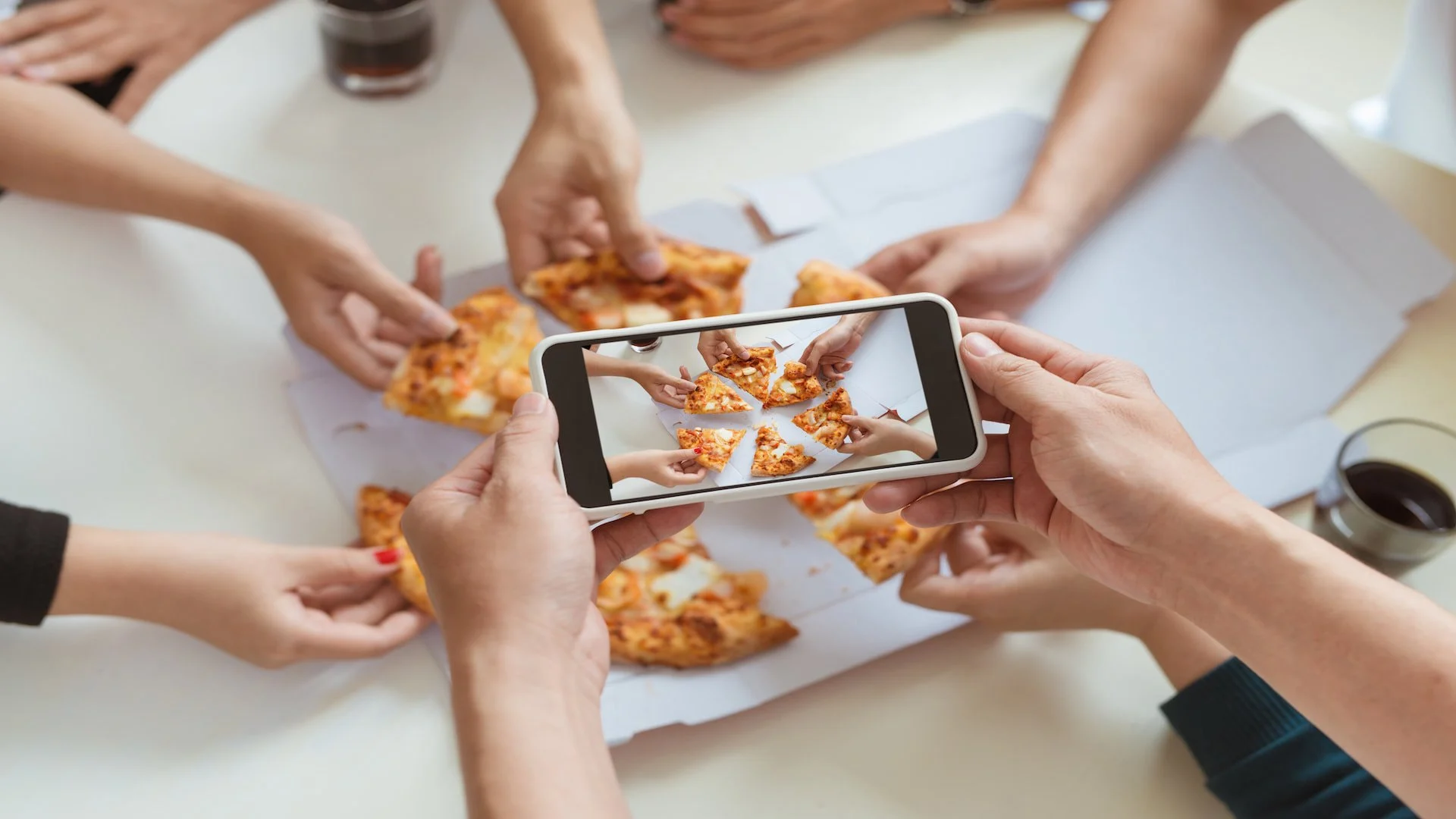 5 bí quyết chụp đồ ăn siêu ‘’nghệ’’ với smartphone
