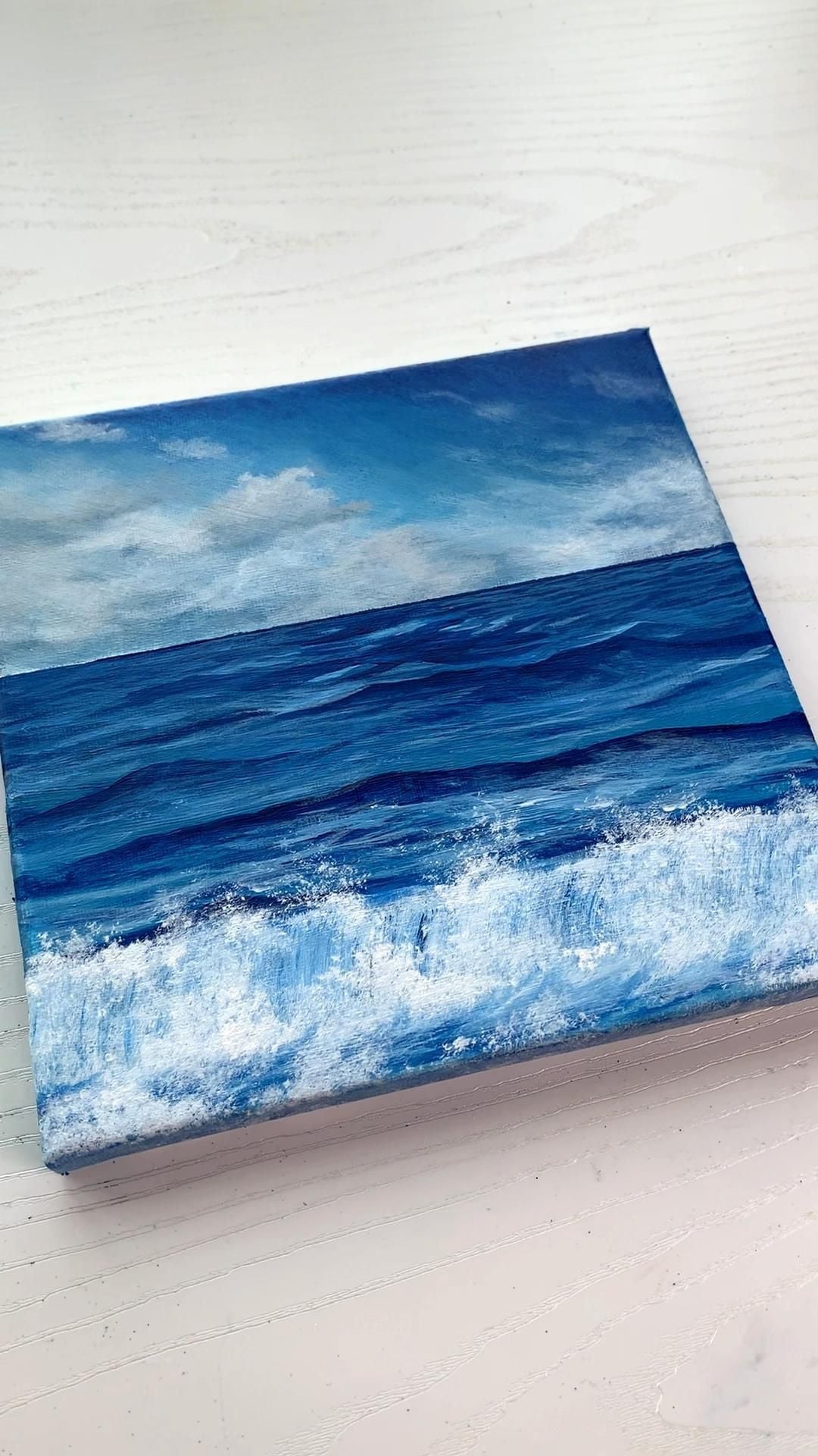 Tranh acrylic biển xanh với bầu trời mây trắng và sóng bọt trắng trên canvas nhỏ