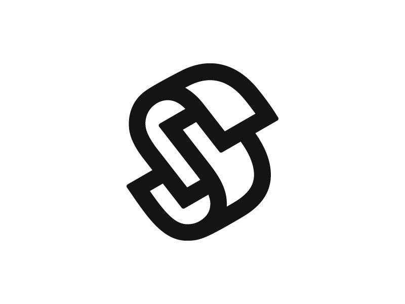 Logo chữ S của Kakha Kakhadzen: một dải băng đen gấp khúc thành chữ S, nét đều, góc bo tròn trên nền trắng