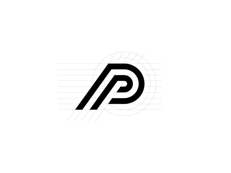 Monogram PP nét chéo song song, kèm lưới dựng hình mờ phía sau