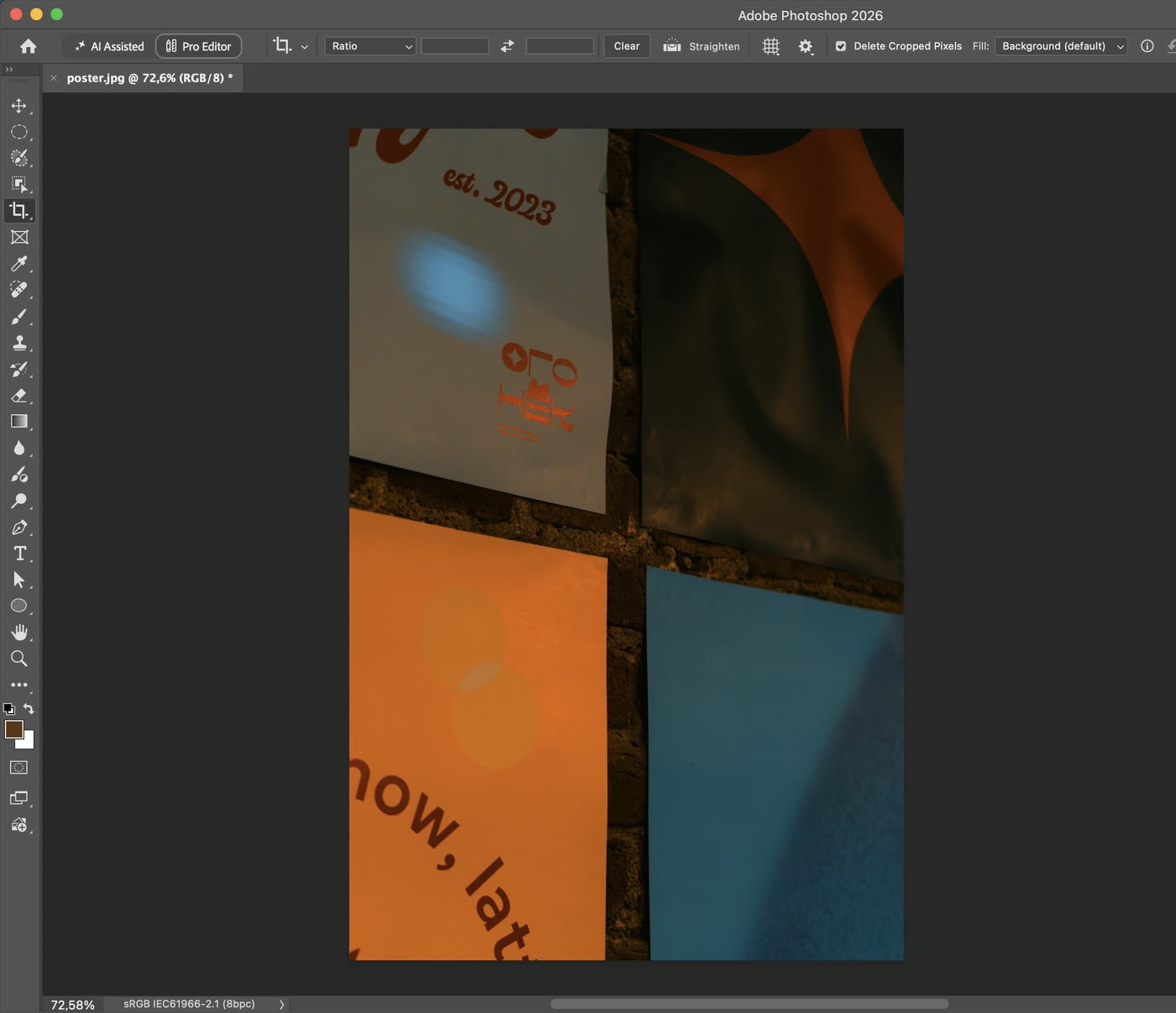 Ảnh poster sau khi chỉnh thẳng bằng Straighten trong Photoshop