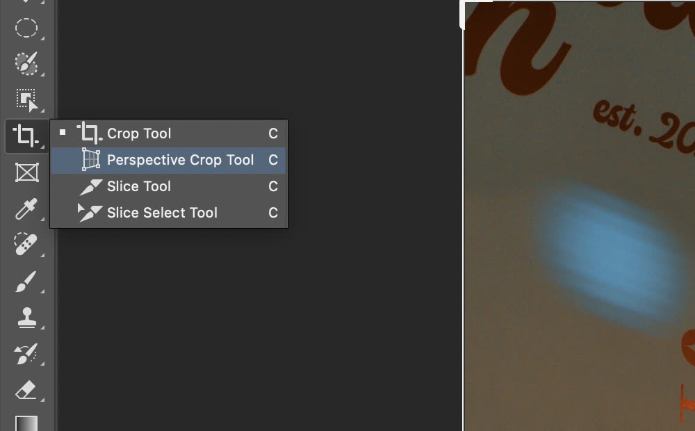 Nhóm Crop Tool trong Photoshop 2026 với Perspective Crop Tool được chọn