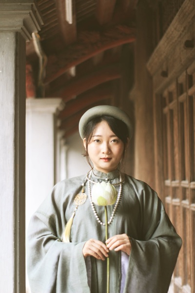 Poster ra mắt MV ca nhạc "Sóng" - Thuỷ Cuối ft Touliver