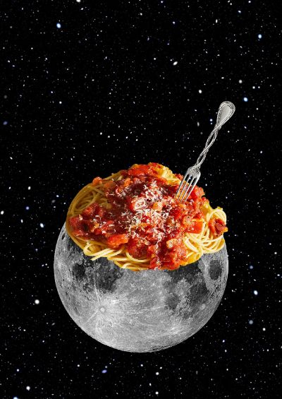 Eat in Space