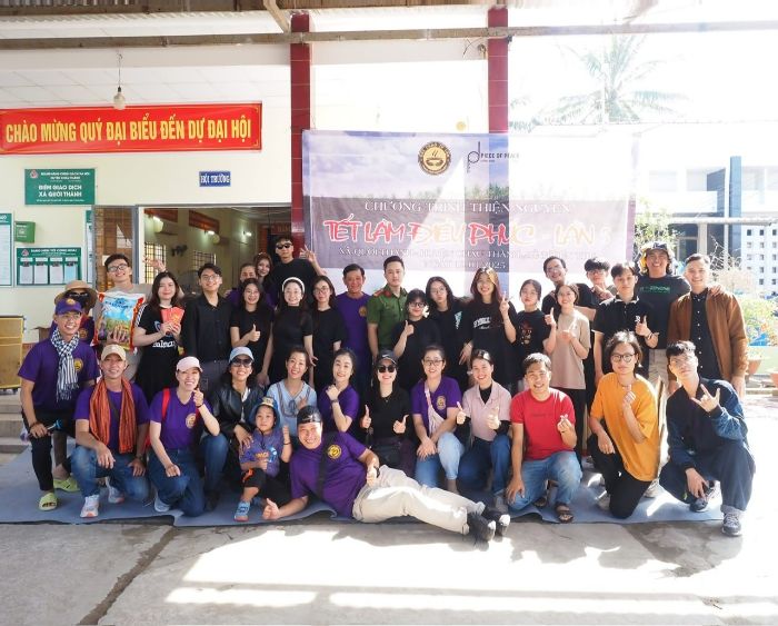 Tết Làm Điều Phúc