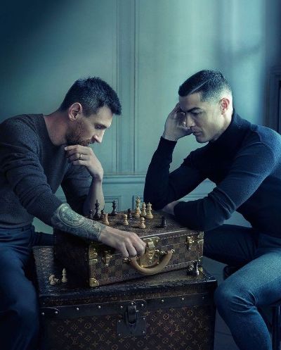 Tư vấn dự án cho Messi và Ronaldo