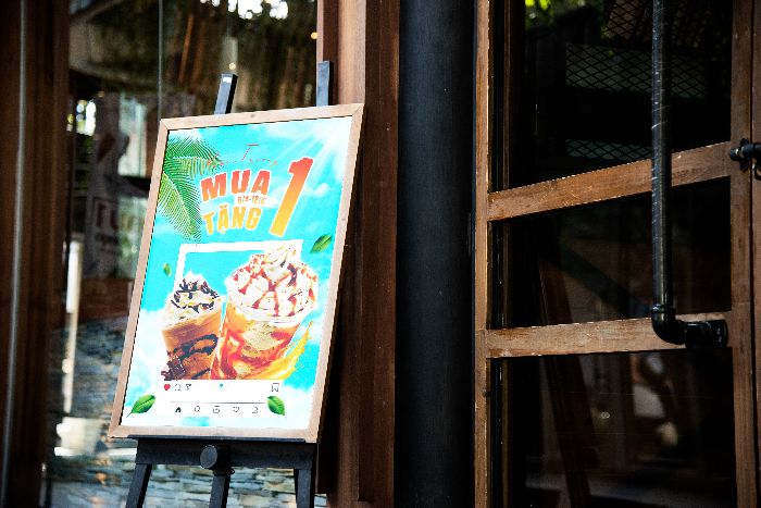 BTCK- MOCKUP POSTER ĐỒ UỐNG-Lê phan mạnh quốc