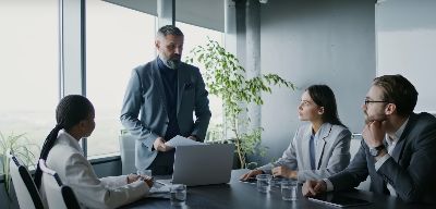 Thiết kế ảnh chạy quảng cáo Facebook hiệu quả sẽ tạo cảm xúc và kết nối