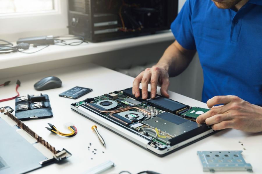Học Thiết Kế Đồ Hoạ Thì Lựa Chọn Laptop Gì? Cẩm Nang Lựa Chọn Laptop Dành Cho Designer Từ A Đến Z