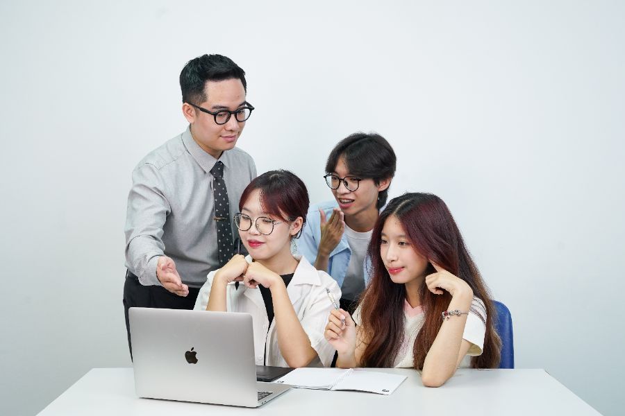 Ảnh minh hoạ cho tân sinh viên học edit video