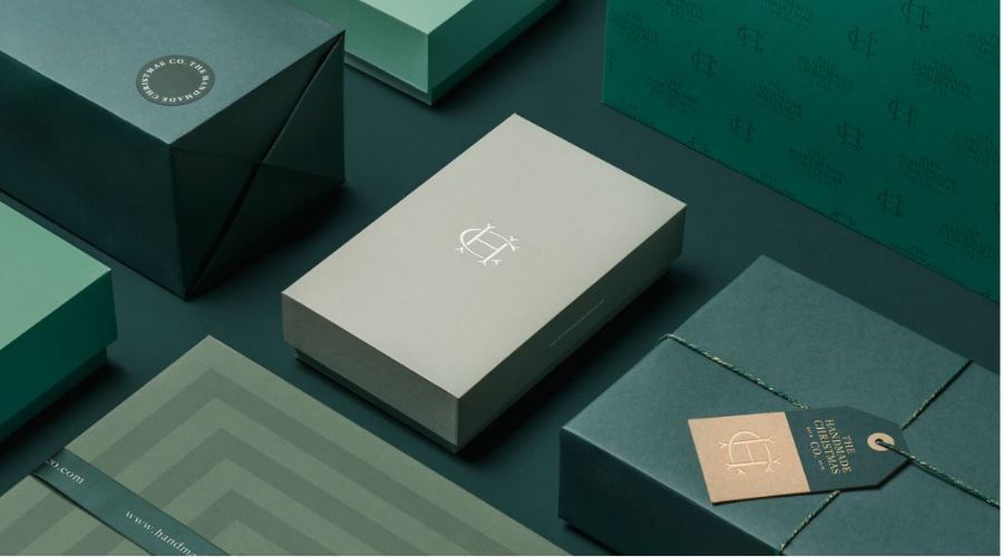 Thiết kế bao bì mùa Giáng Sinh theo phong cách tối giản giúp sản phẩm không bao giờ lỗi thời