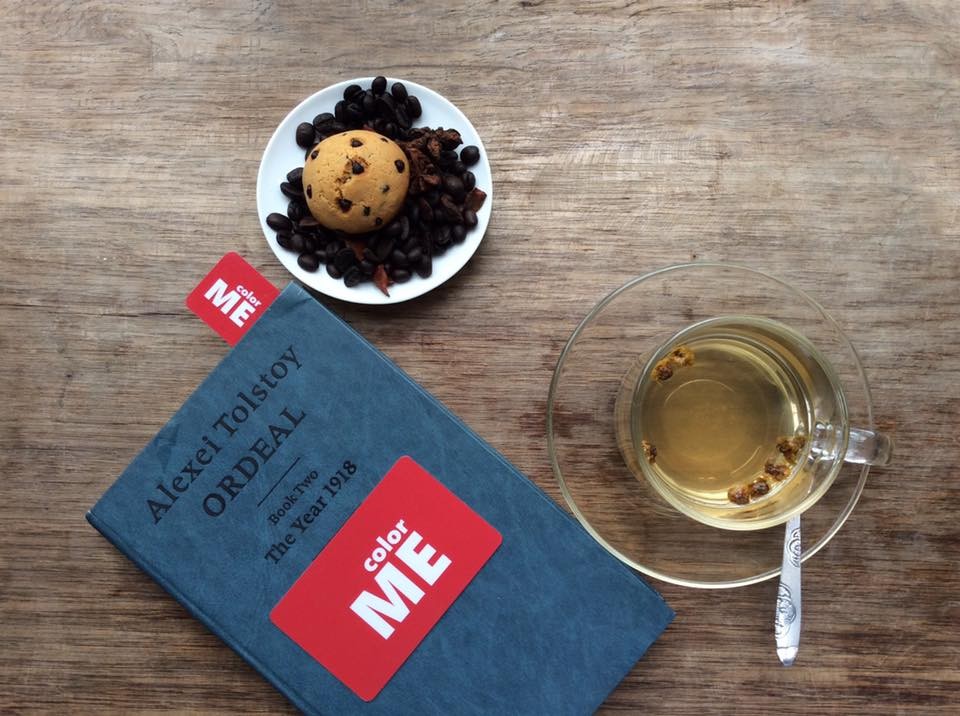 FLATLAY COLLECTIONS