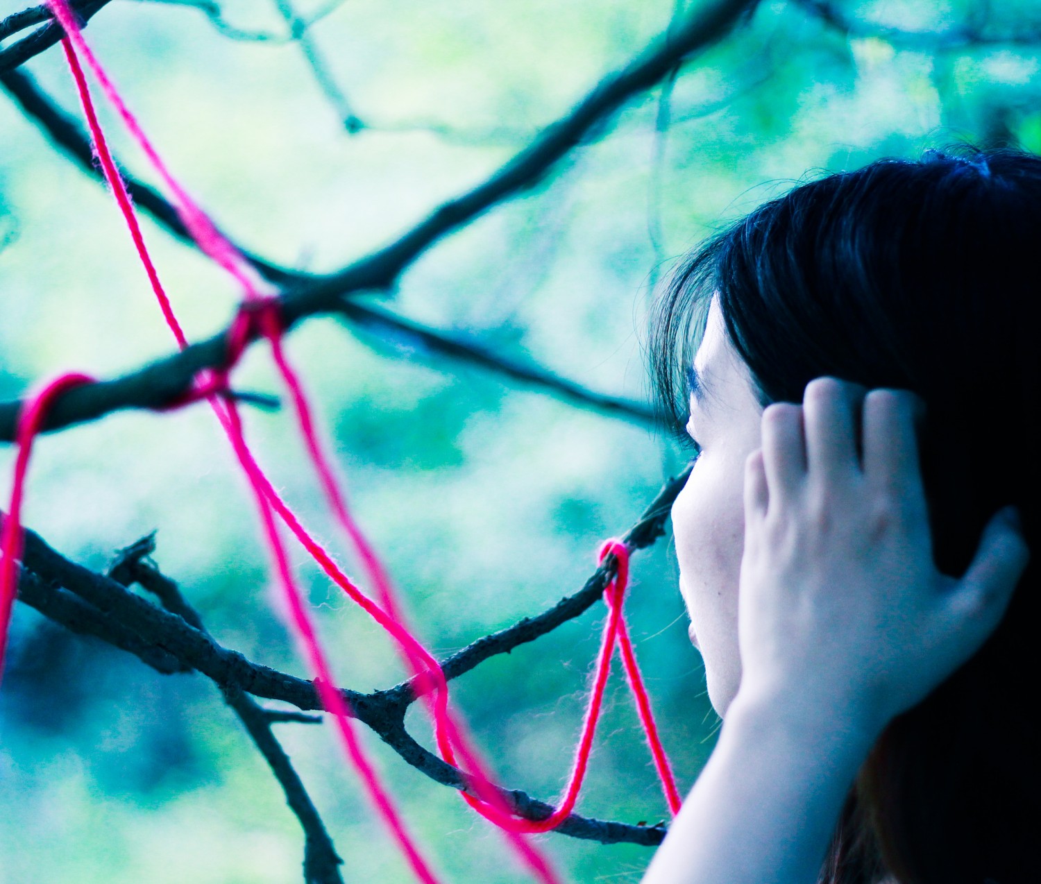 AL: Red strings   last 