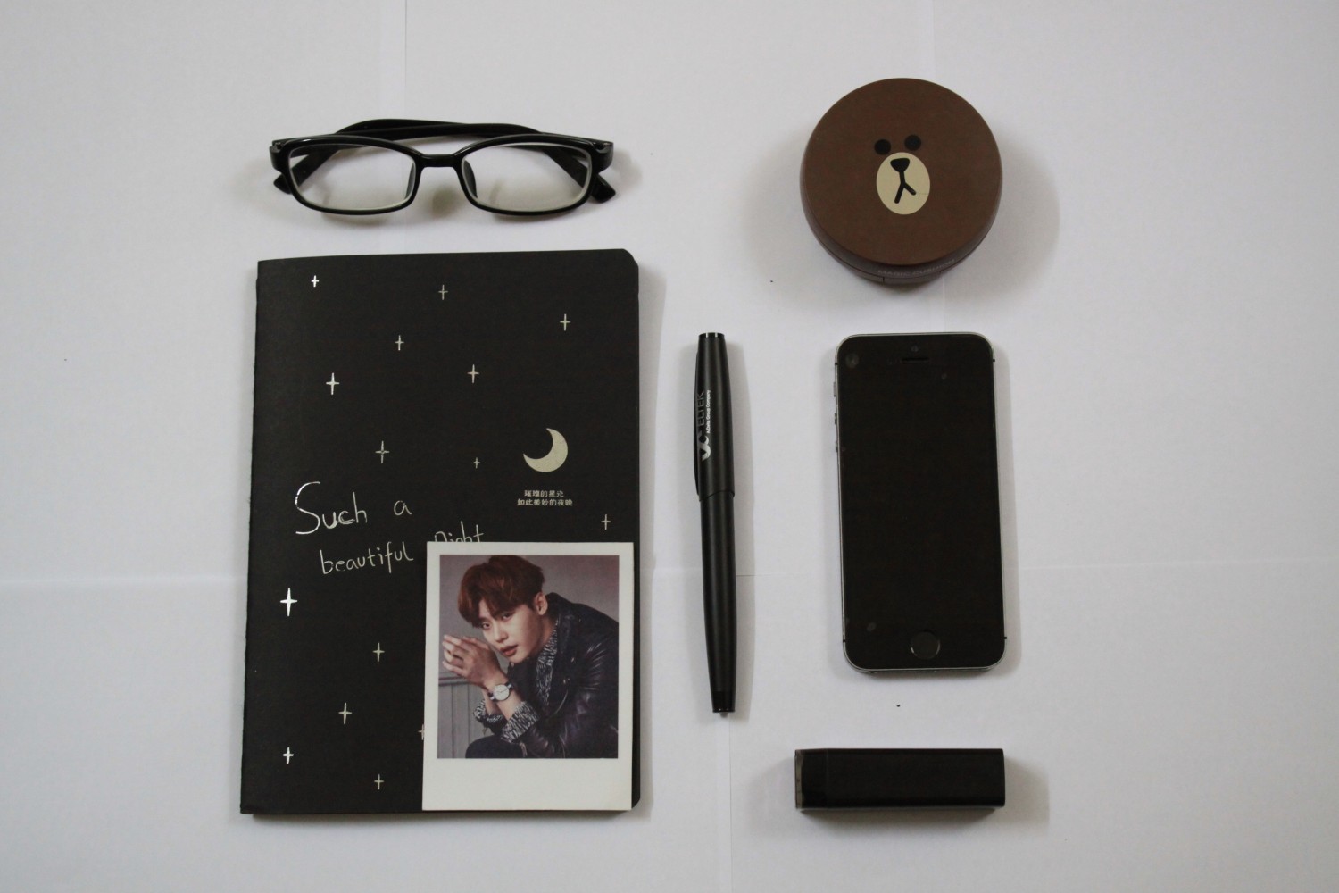 [Buổi 1] - Flatlay