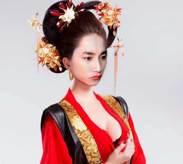 Võ Tắc Lạc- Biệt hiệu    Lạc Thiên   