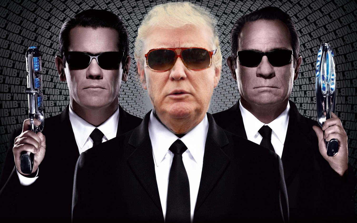TRUMB IN BLACK