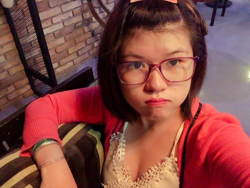 Đặng Lý Hoanfg Phi Yến