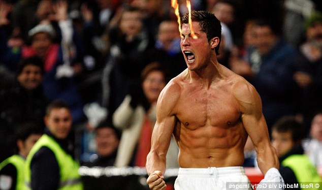 cắt ghép cr7 và mắt lửa