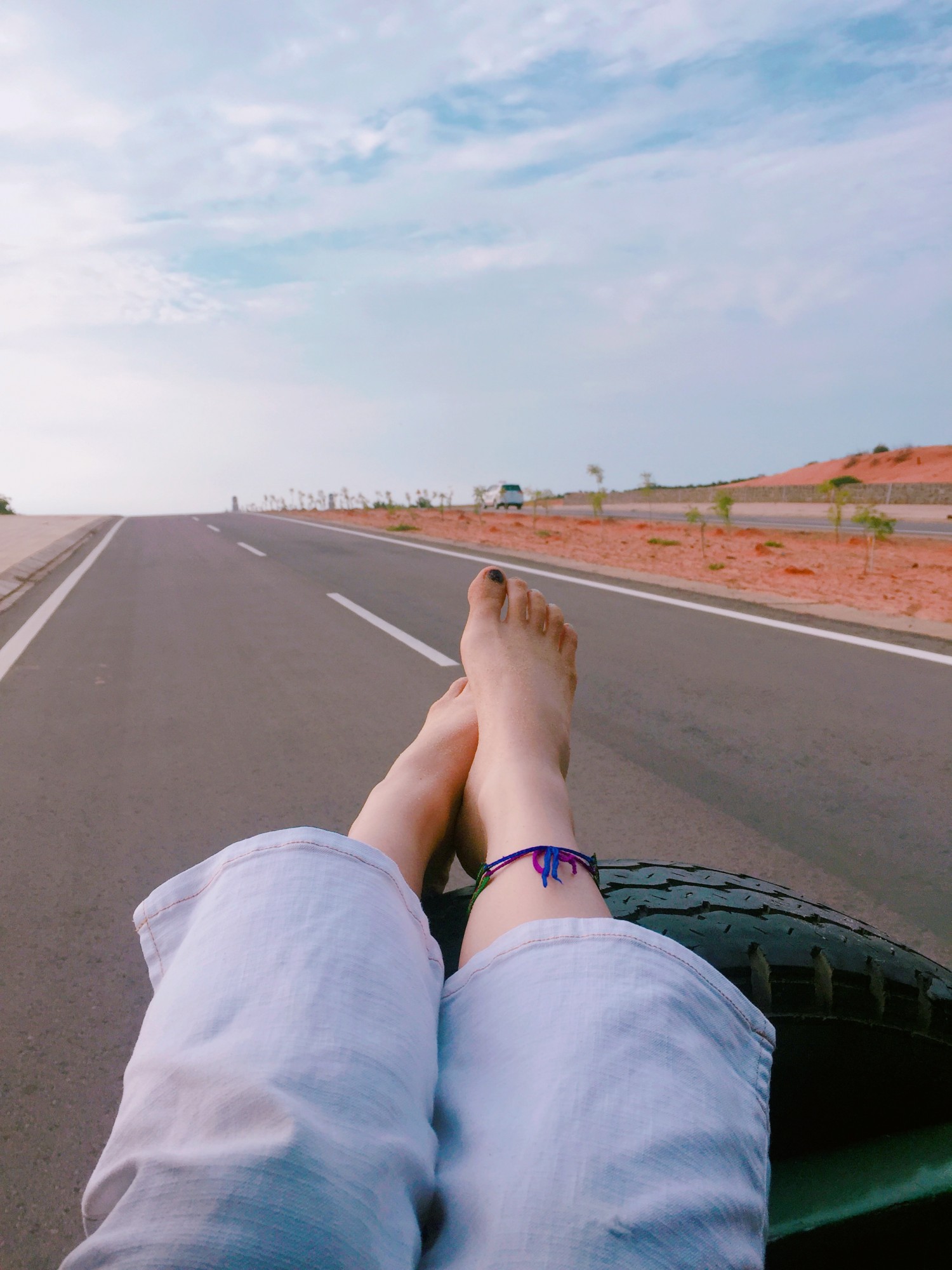 Follow my feet 
