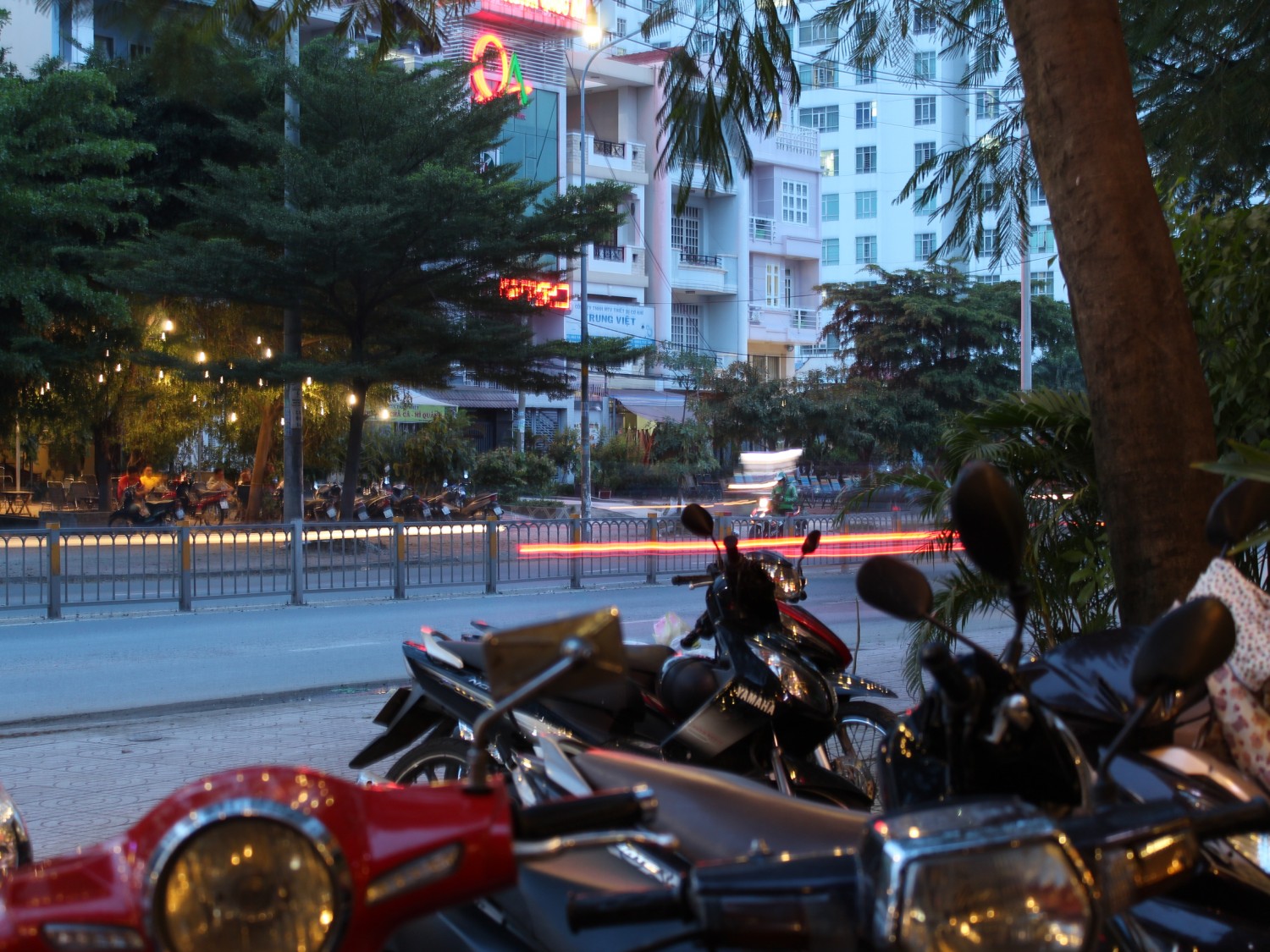 Tốc độ màn trập 1
