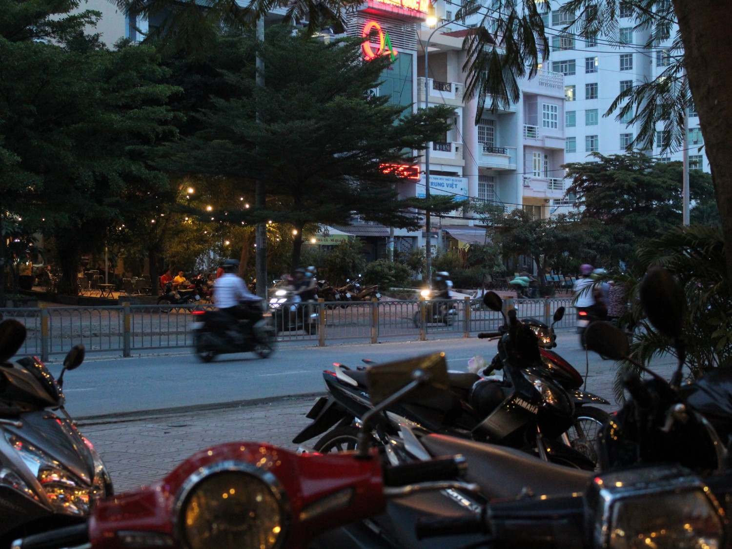 Tốc độ màn trập 2