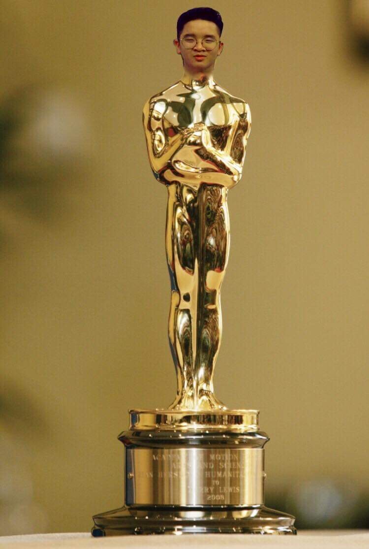 A friend who desires to win oscar 