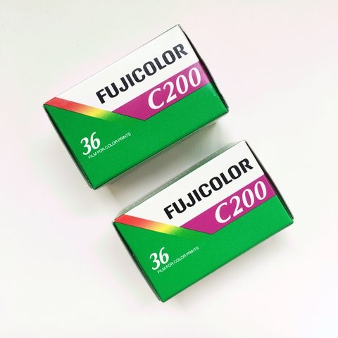 Hộp film Fujicolor C200