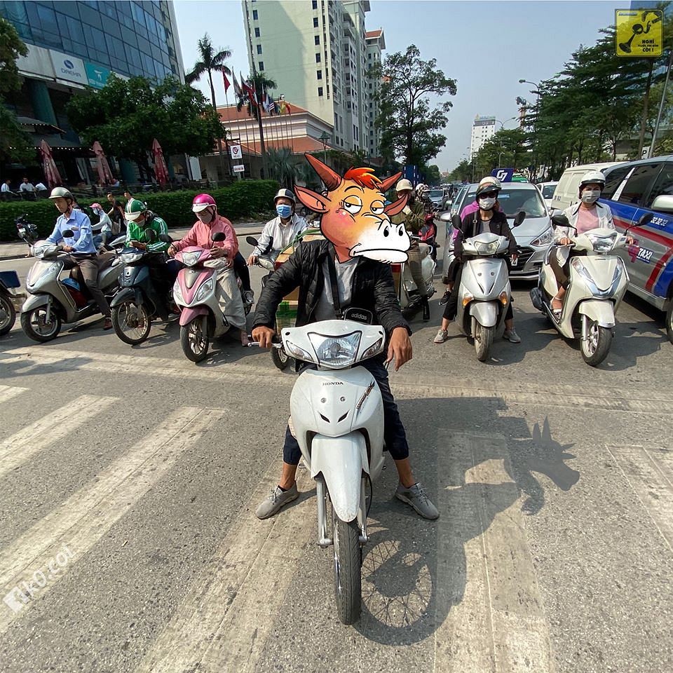 Bộ ảnh minh hoạ “Giao thông ở xứ sở diệu kỳ” về đường phố Việt Nam