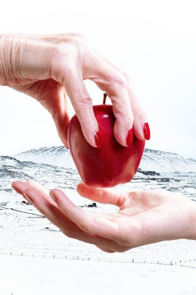 Apple in your eyes